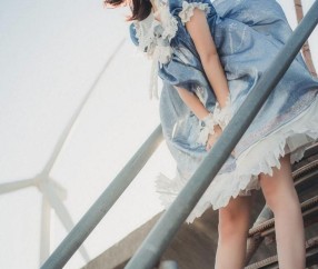 怀孕初期有指甲大小的物体（孕初期指甲长得特别快）