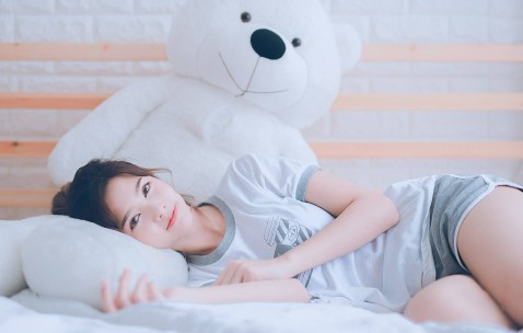 怀孕初期梦见吃鲫鱼（怀孕梦见吃鲫鱼会生男孩还是女孩）