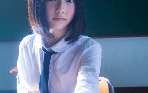 怀孕初期流粉褐色（怀孕初期流粉褐色的血）