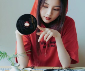 怀孕初期胸变小了怎么回事（怀孕初期胸越来越大怎么办）