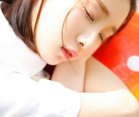 怀孕初期公司拜神（怀孕去拜神会不会不好）